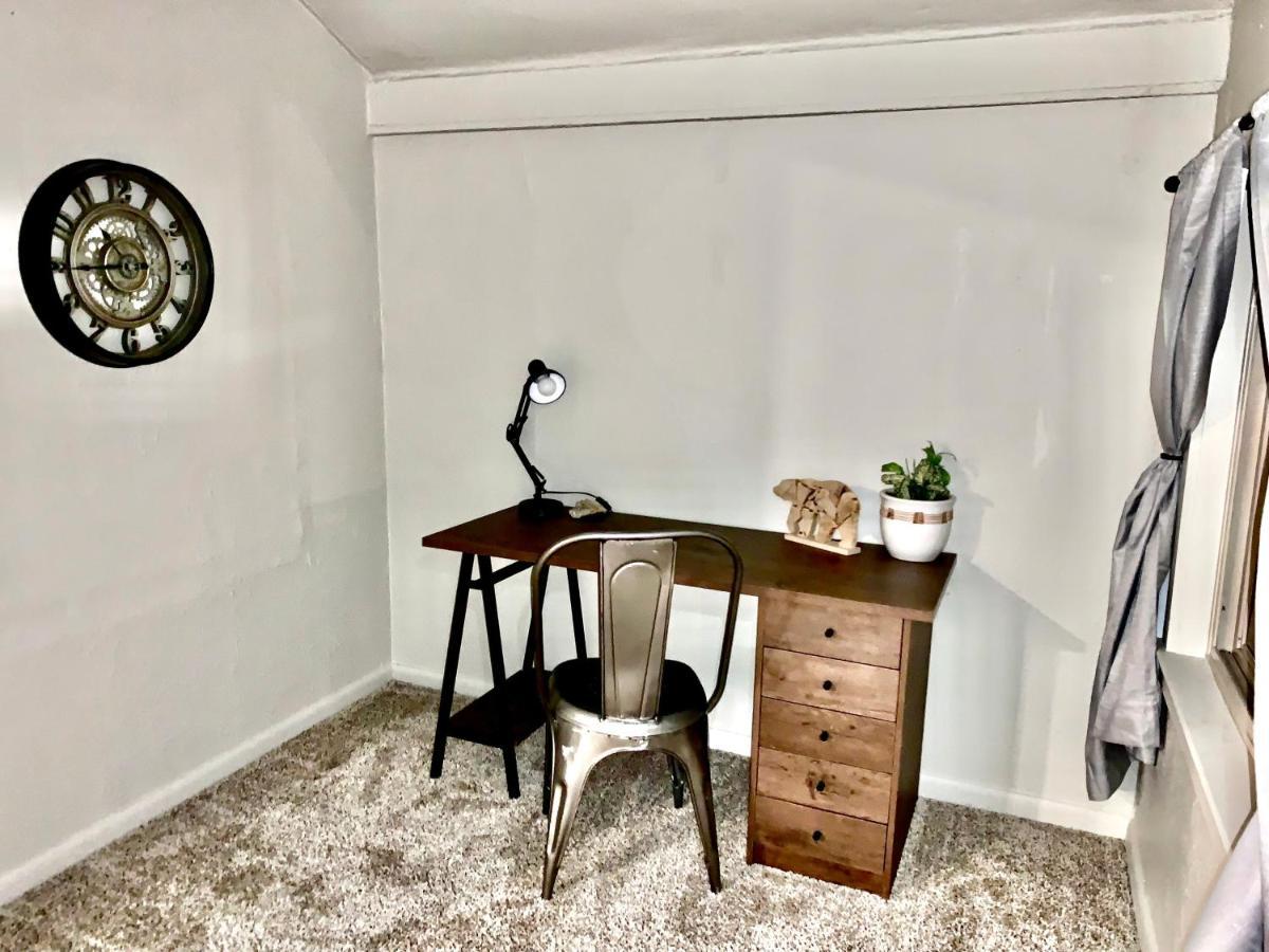 Newly Renovated Cozy Home Minutes From Broadmoor And Downtown 콜로라도스프링스 외부 사진